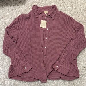 DONNI. Thermal button up